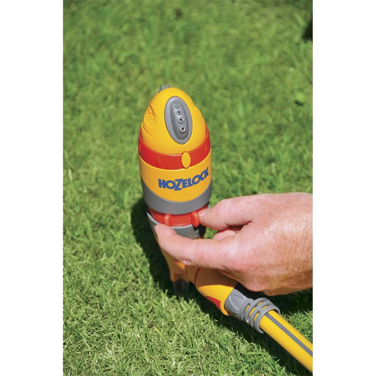 Hozelock Round Garden Sprinkler Pro 314m² 5 Hozelock Round Garden Sprinkler Pro 314m² - Image 5