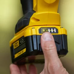 STANLEY FATMAX V20 18V Cordless Hedge Trimmer 55cm (Sfmcht855M1-Gb) -Bosch Store 12882306 1944843588893966