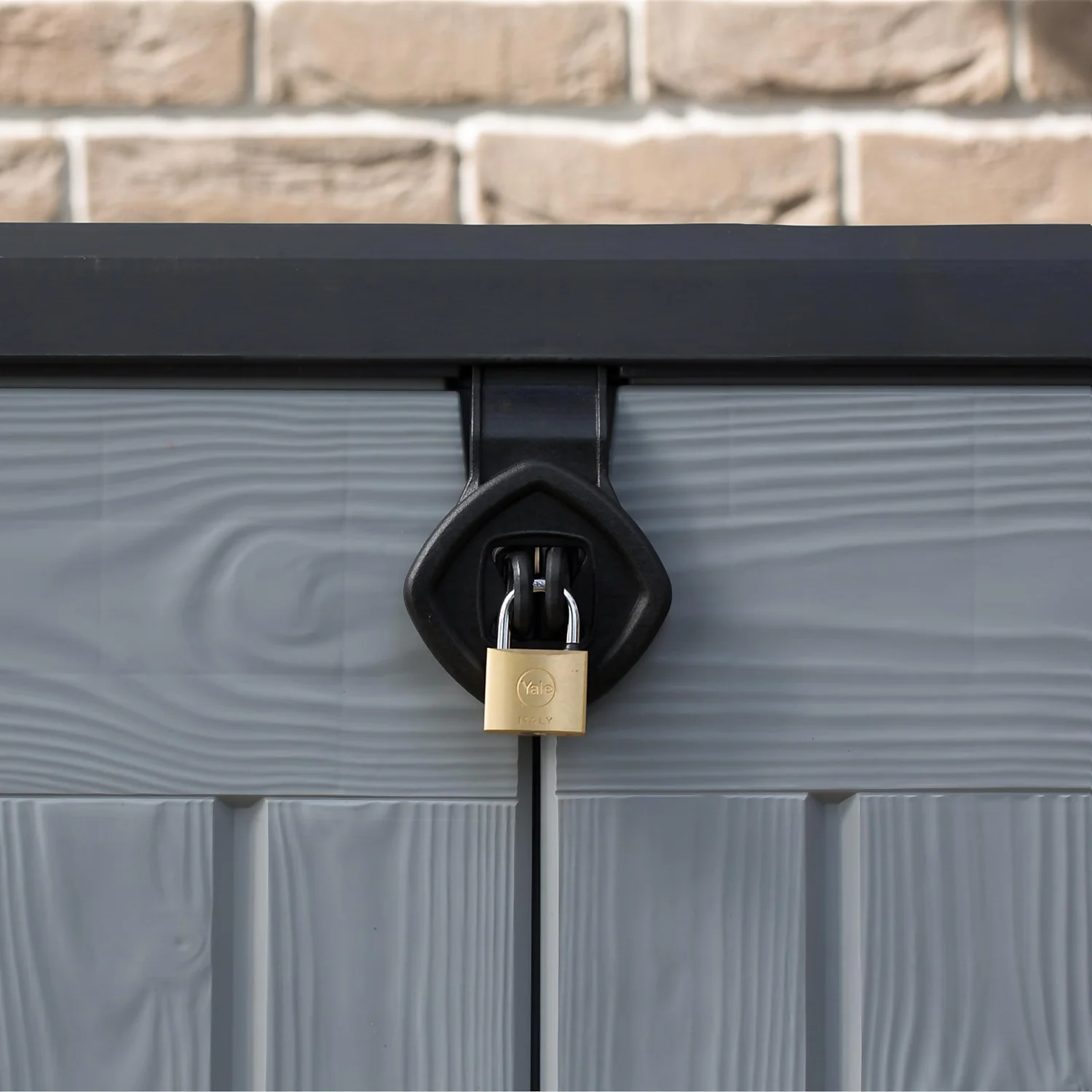 Keter Store It Out Ace Outdoor Garden Storage Shed 1200L - Grey / Graphite 5 Keter Store It Out Ace Outdoor Garden Storage Shed 1200L - Grey / Graphite - Image 5